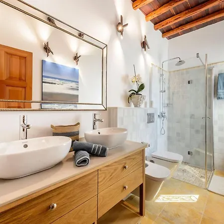Villa In Ibiza Near Aguas Blancas